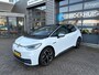 Volkswagen ID.3 First Plus 58 kWh 204 pk | Achteruitrijcamera | Navigatie | Cruise control adaptief |