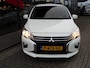 Mitsubishi Space Star 1.2 AUTOMAAT | NAVIGATIE | VIERSEIZOENEN BANDEN | 15" TWO TONE LICHTMETALEN WIELEN | CRUISE CONTROL | STOELVERWARMING | BLUETOOTH |