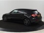 Mercedes-Benz A-klasse 180d Launch Edition | Stoelverwarming | Trekhaak | AMG Line | Camera | Navigatie | Widescreen | Half leder | Park Assist | Climate control | Cruise control