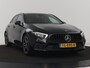 Mercedes-Benz A-klasse 180d Launch Edition | Stoelverwarming | Trekhaak | AMG Line | Camera | Navigatie | Widescreen | Half leder | Park Assist | Climate control | Cruise control