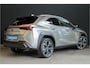 Lexus UX 250h Preference Line |stoel/stuurverwarming|parkeersensoren|18"|Apple/Android|ACC|