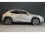 Lexus UX 250h Preference Line |stoel/stuurverwarming|parkeersensoren|18"|Apple/Android|ACC|