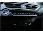 Lexus UX 250h Preference Line |stoel/stuurverwarming|parkeersensoren|18"|Apple/Android|ACC|