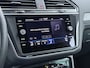 Volkswagen Tiguan 1.4 TSI eHybrid R-Line Business+ 24.000KM!!| SUPER COMPLETE AUTO| DIG. DASH| STOEL + STUURVERWARMING| CARPLAY | NET ONDERHOUD GEHAD, RIJKLAAR INCL 12 MND. BOVAG GARANTIE|