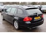 BMW 3-Serie Touring 318d Business Line Lederen interieur, Navigatie, Climate control, Cruise control