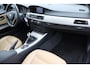 BMW 3-Serie Touring 318d Business Line Lederen interieur, Navigatie, Climate control, Cruise control