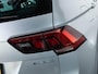 Volkswagen Tiguan R-Line 1.4 TSI 245 PK eHybrid | Zwenkbare trekhaak | Stuur & Stoelverwarming | Achteruitrijcamera | Elek. achterklep | Navigatie |