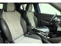 Peugeot e-2008 EV GT 50 kWh | Leer Alcantara | Stoelverwarming | Panoramadak |