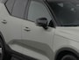 Volvo XC40 Recharge P8 AWD R-Design | PANO | 360° | H&K | ADAPTIVE | STOEL- EN STUURVERW. | TREKHAAK