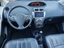 Toyota Yaris 1.3 VVTi Aspiration, TREKHAAK / LEDEREN BEKLEDING