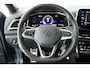 Volkswagen T-Roc 1.5 TSI 150pk DSG R-Line Edition Trekhaak Camera Stoelverwarming Virtual Cockpit Navigatie