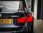 BMW 3-Serie Touring 320d High Executive | LEDER | TREKHAAK | STOELVERWARMING | XENON