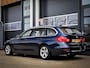 BMW 3-Serie Touring 320d High Executive | LEDER | TREKHAAK | STOELVERWARMING | XENON