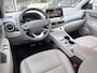 Hyundai Kona Electric EV Premium 64 kWh | SOH: 94,6% | Leder | Warmtepomp | Adaptive CC | Navi | Camera |