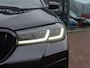 BMW 5-Serie Touring 520i High Executive Edition | Pano | Hud | Harmon Kardon
