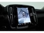 Volvo XC40 2.0 B3 Ultimate Dark | Pano-dak | 360 camera | Leer | Pixel LED | ACC | Blis