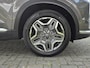 Hyundai Santa Fe 1.6 T-GDI PHEV Plug-in Premium Automaat / Dealer onderhouden  / EAER 58km / Apple Carplay Android Auto / Adaptief CC / Achteruitrijcamera / Stuur- Stoel en Achterbankverwarming / Elektrische achterklep / Trekgewicht 1350 / Climate control / kg /