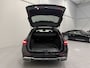 Mercedes-Benz C-klasse Estate 300 e AMG Line PANO/TREKHAAK/CAMERA/LEER-ALCANTARA SPORTST/LED/ACC/AMBIENT-PLUS/DODE-HOEK/OBSIDIANSCHWARZ METALLIC/VOLLEDIG MERCEDES DEALER HISTORIE
