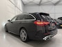 Mercedes-Benz C-klasse Estate 300 e AMG Line PANO/TREKHAAK/CAMERA/LEER-ALCANTARA SPORTST/LED/ACC/AMBIENT-PLUS/DODE-HOEK/OBSIDIANSCHWARZ METALLIC/VOLLEDIG MERCEDES DEALER HISTORIE
