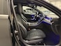 Mercedes-Benz C-klasse Estate 300 e AMG Line PANO/TREKHAAK/CAMERA/LEER-ALCANTARA SPORTST/LED/ACC/AMBIENT-PLUS/DODE-HOEK/OBSIDIANSCHWARZ METALLIC/VOLLEDIG MERCEDES DEALER HISTORIE