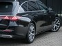 Mercedes-Benz E-klasse Estate 300 e Exclusive Line · Panoramadak · Ambiance interieur · Burmester 4D Sound · Stoelverwarming · Camera · Trekhaak · Distronic