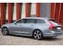 Volvo V90 T4 R-Design | Stoelverwarming | Trekhaak | Parkeercamera | Pilot Assist | BLIS | Leder | Keyless