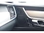 Volvo V90 T4 R-Design | Stoelverwarming | Trekhaak | Parkeercamera | Pilot Assist | BLIS | Leder | Keyless
