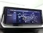 Peugeot e-2008 EV Allure 50 kWh 136pk Automaat | 3 Fase | Navigatie | Climate Control | Adaptieve Cruise Control | Camera Voor + Achter | Dodehoekdetectie | 17"LMV | LED | Apple Carplay/Android Auto |