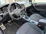 Volkswagen Golf 1.5 TSI Highline Business R Line | Pano | Climate | Parkeer sensoren | dodehoek |