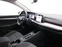 Volkswagen Golf Variant 1.5 eTSI Life Business AUTOMAAT / Trekgewicht 1.400 kg / Navigatie / Apk tot 11-2027 /Digitaal dashboard / Climate control / Navigatie / Apple Carplay Android /