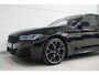 BMW 5-Serie 530e M-Sport | M-Stoelen | Schuifdak | Alcantara hemel | Head Up | Harman Kardon
