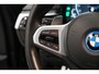 BMW 5-Serie 530e M-Sport | M-Stoelen | Schuifdak | Alcantara hemel | Head Up | Harman Kardon