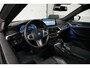 BMW 5-Serie 530e M-Sport | M-Stoelen | Schuifdak | Alcantara hemel | Head Up | Harman Kardon