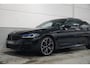 BMW 5-Serie 530e M-Sport | M-Stoelen | Schuifdak | Alcantara hemel | Head Up | Harman Kardon