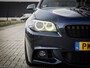 BMW 5-Serie Touring 535d xDrive M-Sport | PANO | SOFTCLOSE | COMFORTZETELS | TREKHAAK | BOMVOL OPTIES