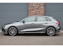 Audi A3 Sportback 30 TFSI S-Line | Sfeerverlichting | Stoelverwarming | Virtual Cockpit Plus | LED | Sportstoelen | Apple-Carplay / Android Auto | 19'' inch | DAB |