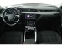 Audi E-tron 50 quattro Business edition 71 kWh (NAVIGATIE, STOELVERWARMING, CARPLAY, CAMERA, AUTO INPARKEREN, 1e EIGENAAR)