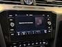 Volkswagen Passat Variant 1.5 TSI Highline Business R NAVI/LED/CARPLAY/PANO/ALCANTARA/TREKHAAK/ACC/FRONT-ASSIST