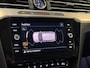 Volkswagen Passat Variant 1.5 TSI Highline Business R NAVI/LED/CARPLAY/PANO/ALCANTARA/TREKHAAK/ACC/FRONT-ASSIST