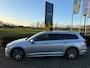 Volkswagen Passat 1.5 TSI DSG7 Highline Business R Dynaudio / Head up / Virtual
