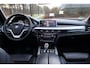 BMW X5 xDrive40d 7p. Pano | HUD | Keyless | Leer | LED | 360 | Driving ass Plus | Navi Pro | DAB | Comf stoel + Mem | 4 zone clima | Grootlichtassistent | Etc.