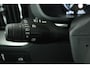 Volvo XC60 2.0 T5 R-Design (PANORAMADAK, CAMERA, LEDER, CARPLAY, LED, GOED ONDERHOUDEN)