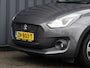 Suzuki Swift 1.0 Stijl Automaat | Stoelverwarming | Navi | Bluetooth