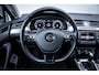 Volkswagen Passat Variant 1.4 TSI Highline R-pakket I Trekhaak I Carplay I Virtual-cockpit I Head-up I NL-auto