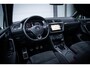 Volkswagen Tiguan 1.4 TSI R-line I Pano-dak I Massage I Trekhaak I Camera I NL-auto I 2e-eig. I NAP