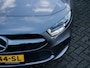 Mercedes-Benz A-klasse 180 d Business Line | Stoelverwarming | Camera | Navigatie | Climate Control | WIDE SCREEN | Cruise Control | Parkeersensoren | Metallic Lak | Lichtmetalen Velgen | DAB+ Radio |
