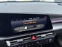 Kia Niro EV Edition Advanced 64.8 kWh Dodehoeksensoren | Stoelverwarming | Stuurverwarming | Navigatie | Apple Carplay & Android Auto enz.