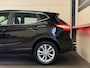 Nissan Qashqai 1.2 Acenta Cruise Control, Parkeersensoren, Trekhaak, Airco, Elektrische Ramen, LED, All-Season Banden, Onderhoud