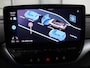 Volkswagen ID.4 First Max 77 kWh | Panoramadak | Stoelverwarming | Head-Up | Trekhaak | 360 Camera | Sfeerverlichting | Half leder | Matrix LED | Carplay | Adaptive cruise | Memory | Keyless | Massage