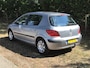 Peugeot 307 1.6-16V XT met AIRCO, NAP en trekhaak